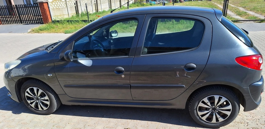 Peugeot 206 plus cena 10500 przebieg: 104400, rok produkcji 2011 z Szubin małe 121